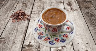 yöresel bir içecek olan türk kahvesi
